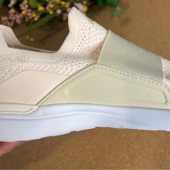 APL Techloom Bliss Knit Running Size 6 - Picture 6 of 11